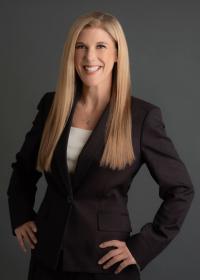 Kelly Bazzani headshot